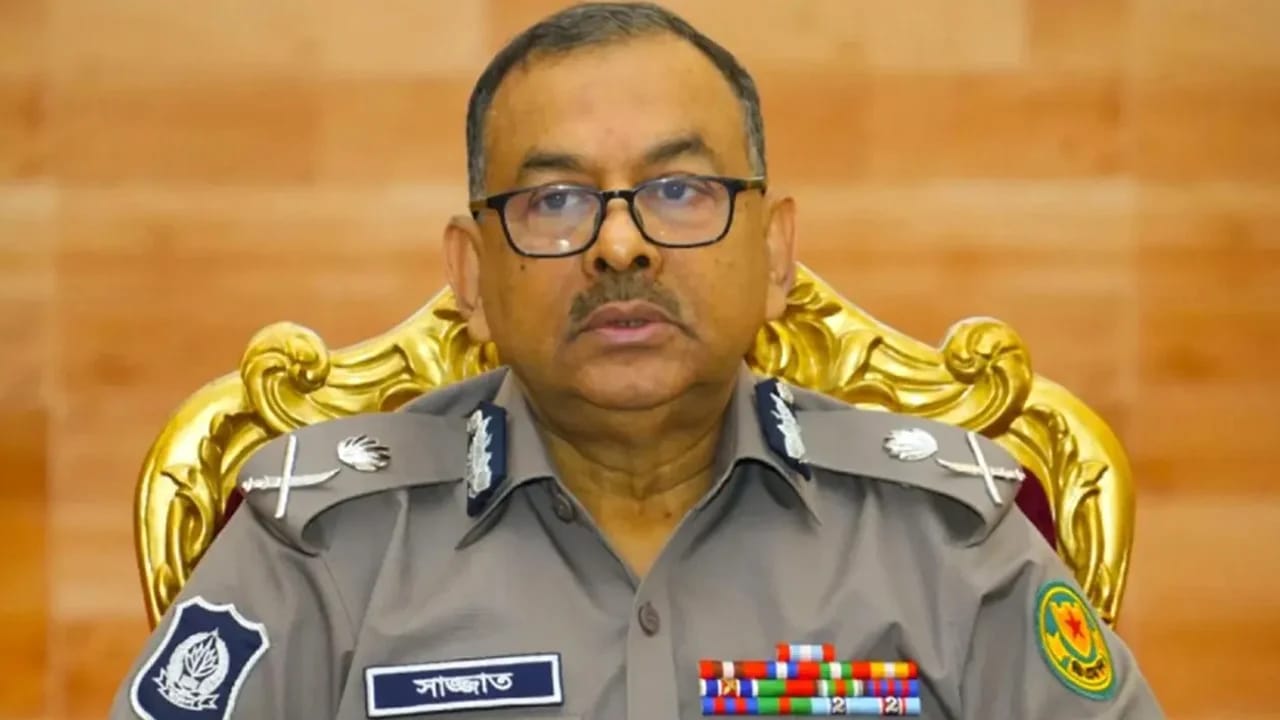 ডিএমপি কমিশনার শেখ মো. সাজ্জাত আলীর পদত্যাগ: পারিবারিক কারণে অব্যাহতি