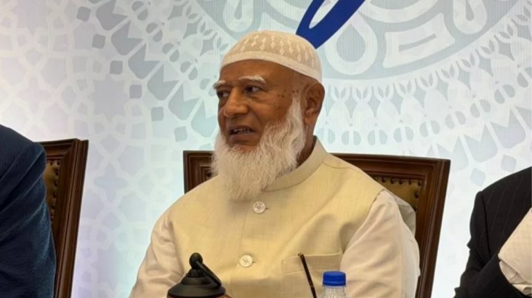 অন্তর্বর্তী সরকার বিএনপির কাছে নতিস্বীকার করেছে: জামায়াত আমির